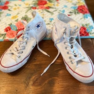 High top white converse, very clean